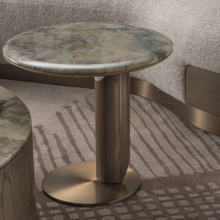 MESA LATERAL CON SOBRE DE MARMOL